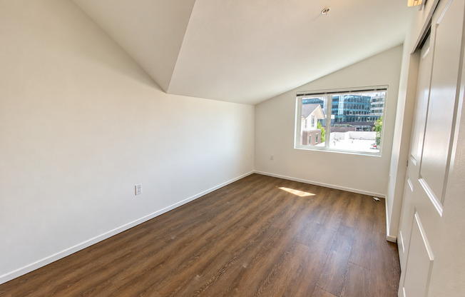 2 beds, 2 baths, 900 sqft, $2,950, Unit 5502-A