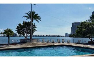 2121 N Bayshore Dr