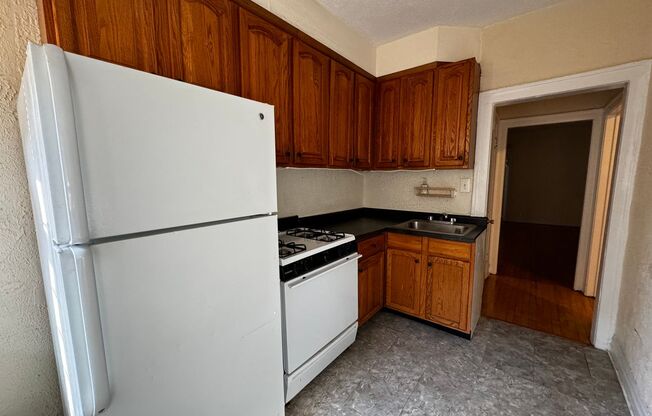 2 beds, 1 bath, $1,500, Unit 1505 #1