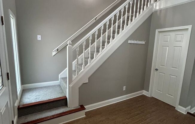 Wyndyke Country Club Subdivision! Newly Renovated! All Major Appliances Included! No pets.