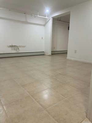 2 beds, 1 bath, $3,000