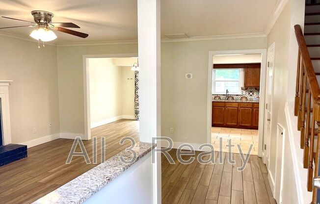 696 REDLAND DR