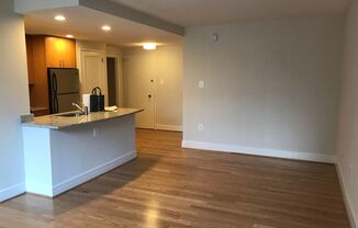Studio, 1 bath, 460 sqft, $2,200