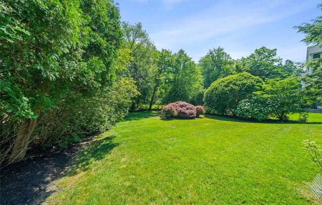 37 HARWICH RD