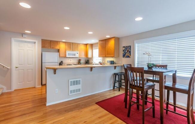 Fremont Townhome in Great Location!