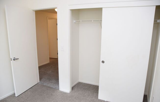 3 beds, 2 baths, $1,650