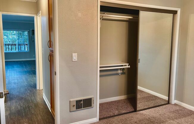 2 beds, 2 baths, 880 sqft, $2,800, Unit A-5