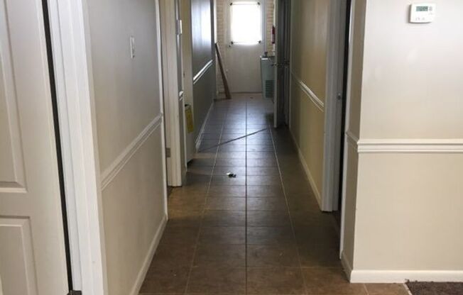 3 beds, 1.5 baths, $1,400, Unit Unit 23 all utilities included