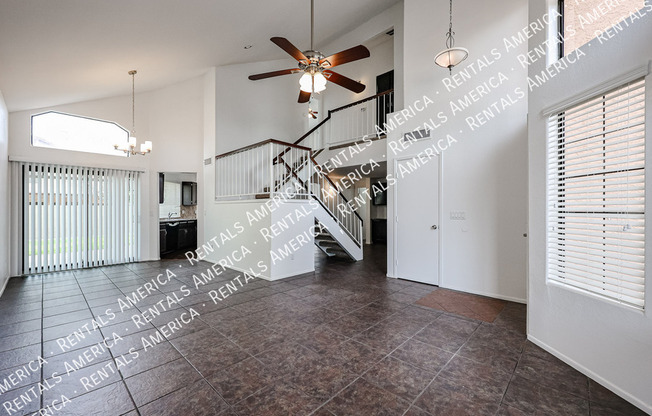 967 E ROCKWELL DR