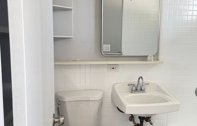 1 bed, 1 bath, 575 sqft, $2,195, Unit #529