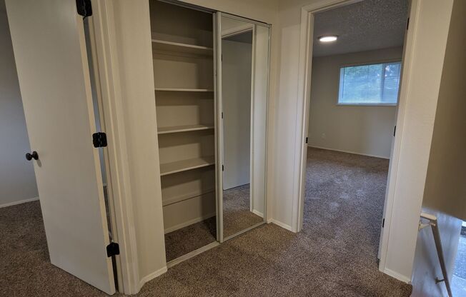 2 beds, 1.5 baths, 900 sqft, $1,545, Unit 7869