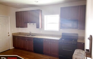 3918 N Pine Grove Ave, Chicago IL 1