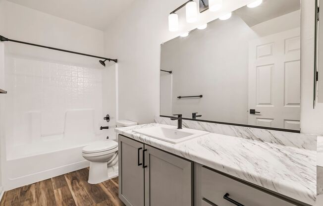 3 beds, 2 baths, 1,272 sqft, $2,125, Unit 231