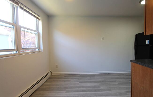 West Walnut Lane Apartments