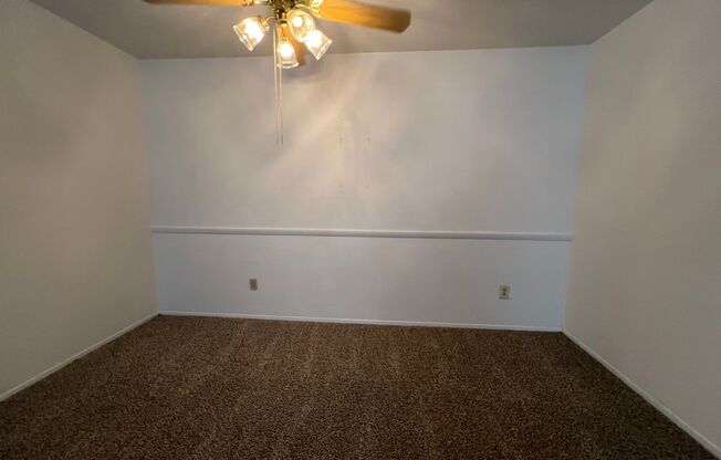2 beds, 2 baths, 1,000 sqft, $1,225, Unit 414