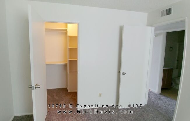 2 beds, 1 bath, $1,150