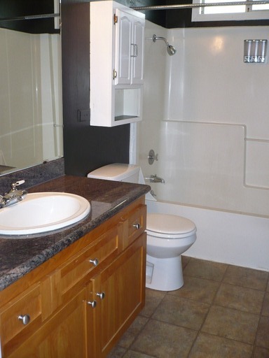 Winter Special-$300 Off 1st Mo.-A beautiful house to make your home