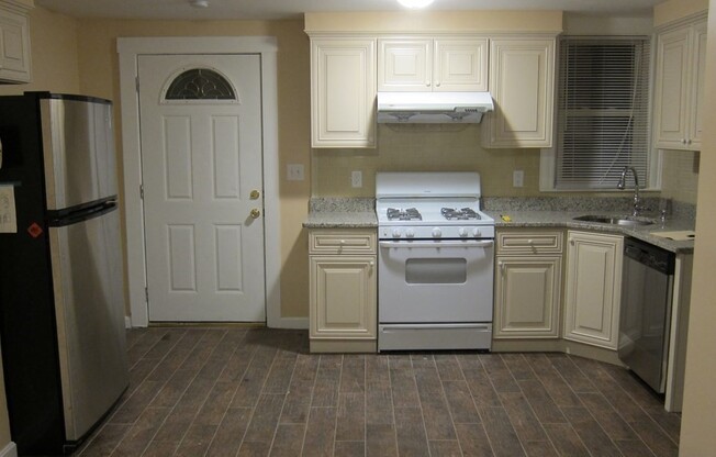 39 RAWSON RD