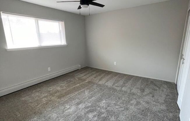 2 beds, 1 bath, 800 sqft, $1,450, Unit 861-D6