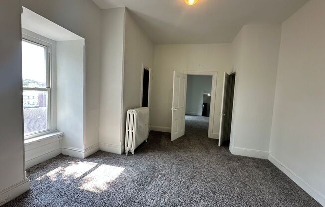 1 bed, 1 bath, $1,195