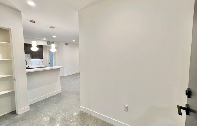 1 bed, 1 bath, 621 sqft, $3,250, Unit 206