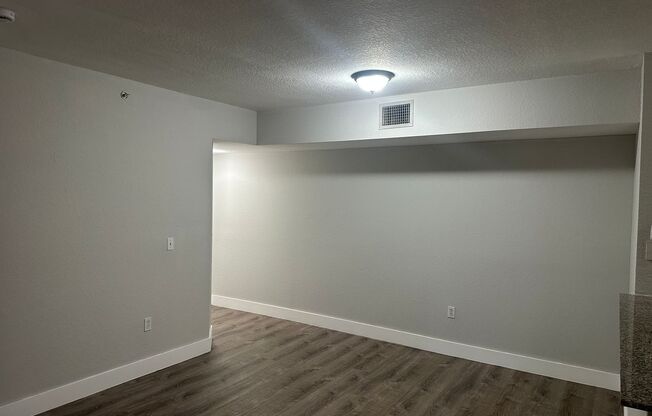 2 Bedroom Condo in Aventine - Miramar