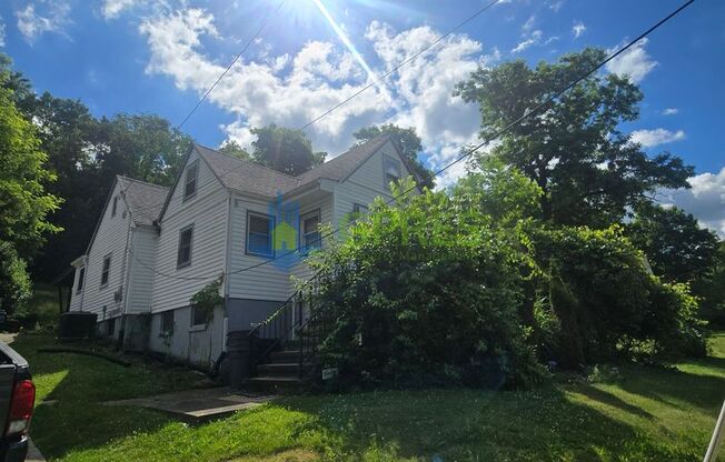 Spacious 2-story house 4-Bedroom house