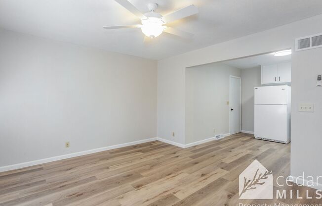 Updated 2 Bedroom Duplex With Basement Storage!