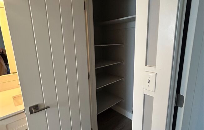 1 bed, 1 bath, 574 sqft, $1,295, Unit 38