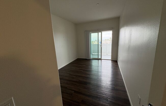 2 beds, 2 baths, 900 sqft, $2,895, Unit 126-304