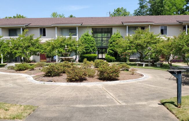 Courtyard Apartments