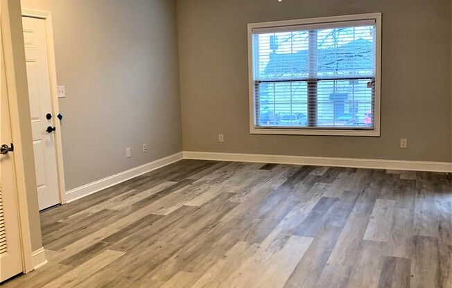 1 bed, 1 bath, 848 sqft, $775, Unit 07