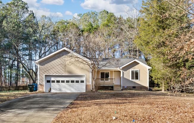 Cozy 3 Bedroom, 2 Bath Home in South Durahm!