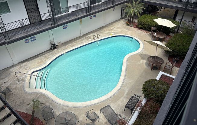 1 bed, 1 bath, 590 sqft, $1,945, Unit #43