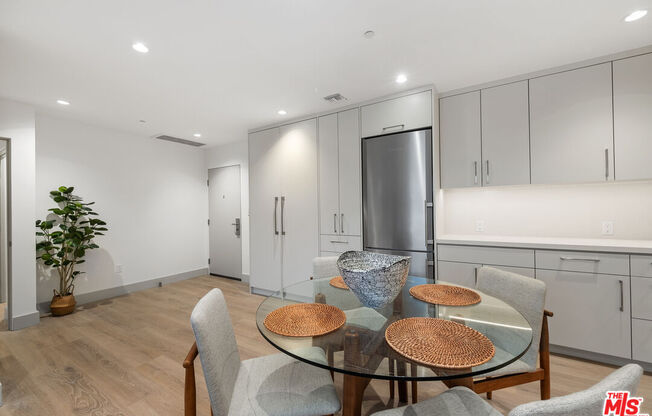 2 beds, 2 baths, 1,160 sqft, $5,395, Unit 107