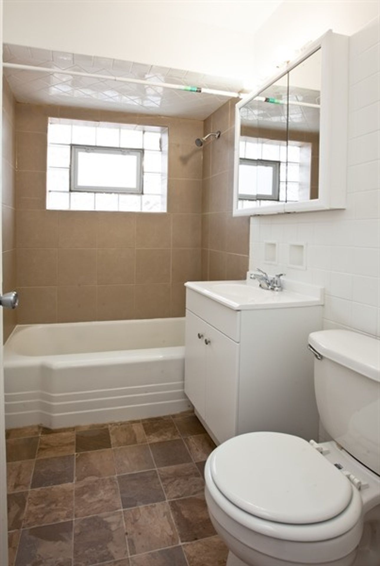 464 Gordon Ave Calumet City, IL 60409