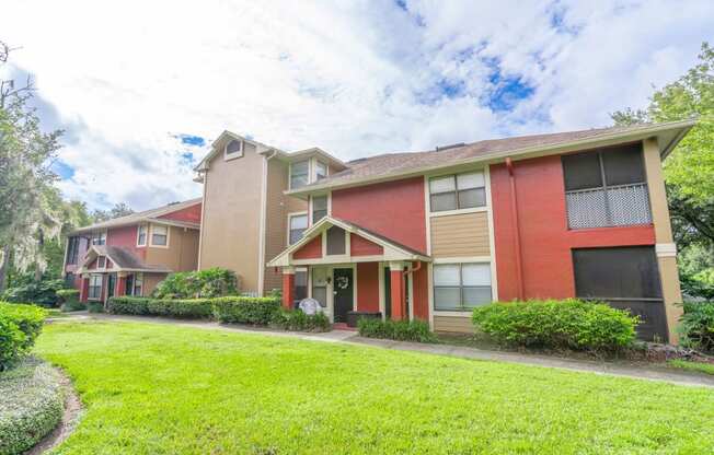 Exterior Views of The Avenues of Baldwin Park in Orlando, FL