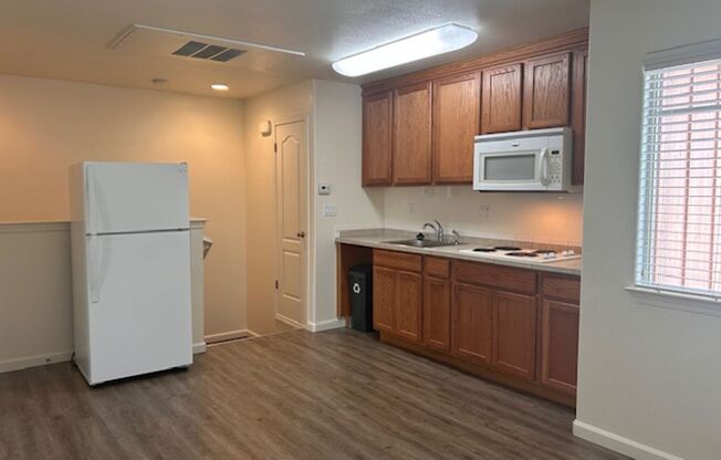 1 bed, 1 bath, $1,995