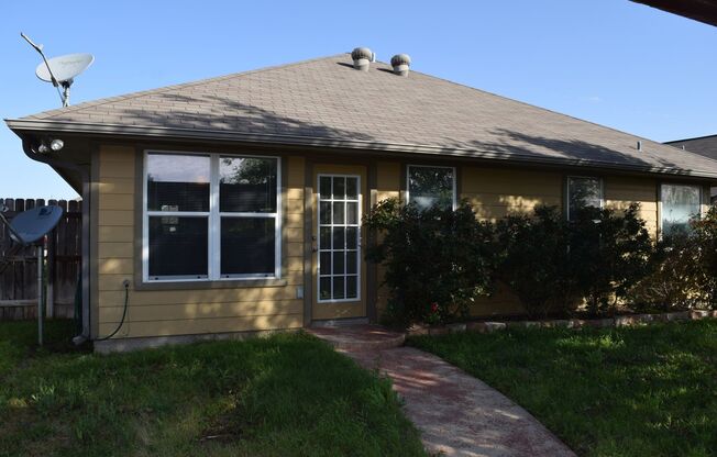 3 beds, 2 baths, $1,800