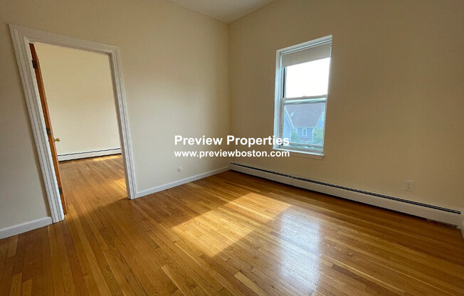172 North Beacon St. 2S
