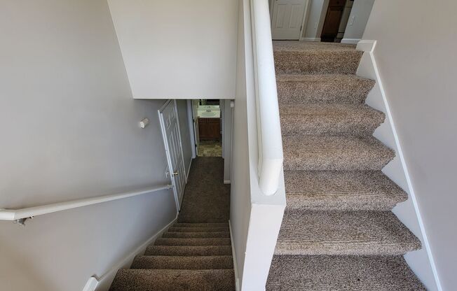 Gorgeous Split-Level 2 Story Home New Paint