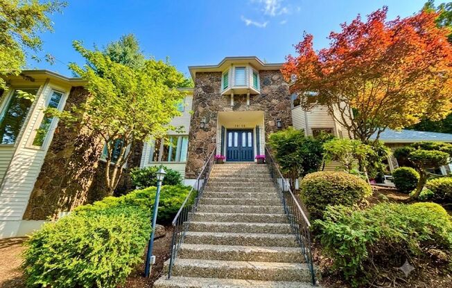 **$1500 OFF 2ND FULL MONT'S RENT** Beautiful Home in Lake Oswego with Private Sports Court in the Sought After Westview Estates!