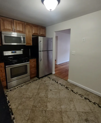17 OXFORD CIR