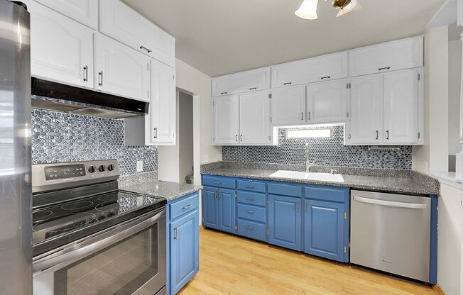 West Side Colorado Springs house, near parks!