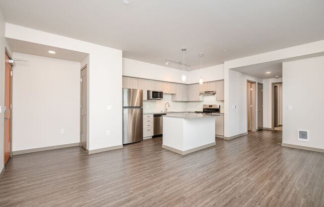 2 beds, 2 baths, $2,350, Unit Unit B212