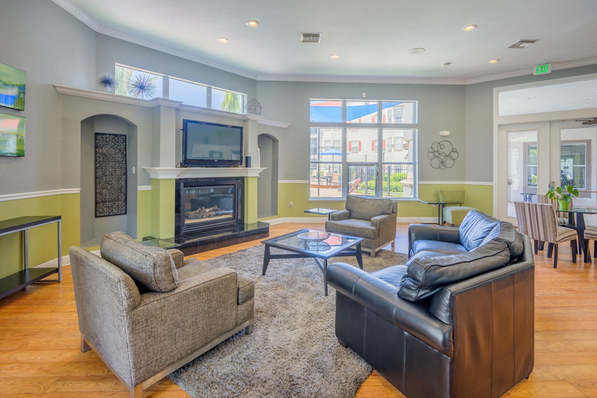 Welcome to Asprey at Lake Brandon Apartments