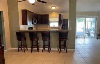 208R Canterbury Ct