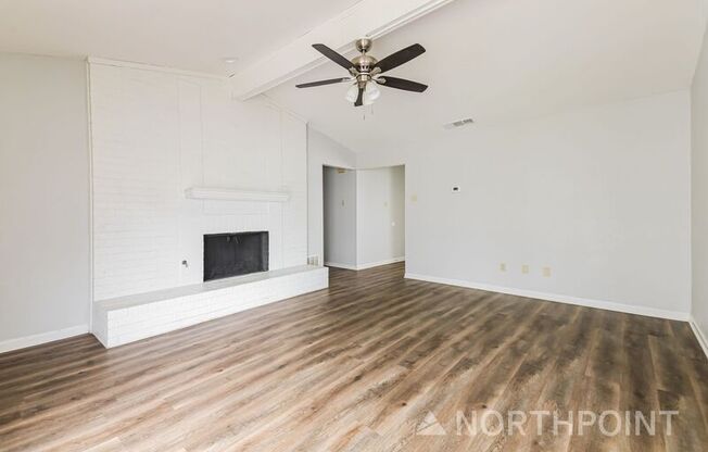 1706 SAINT JAMES DR