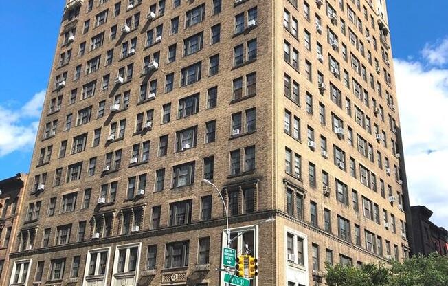 175 W 76 ST