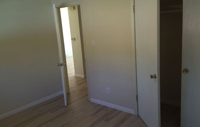 2 beds, 1 bath, $2,400